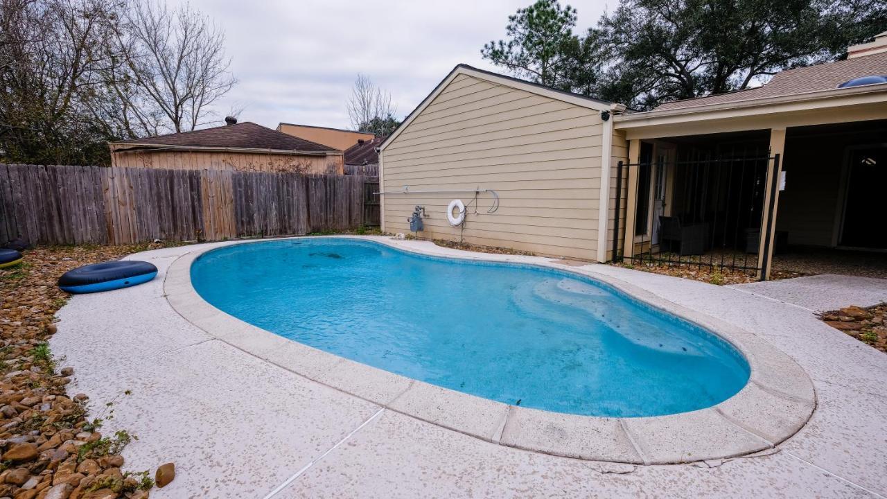 ヒューストン Pool House, 20 Minutes From Dt 4Bdr For 10 Guests - Winklemanヴィラ エクステリア 写真