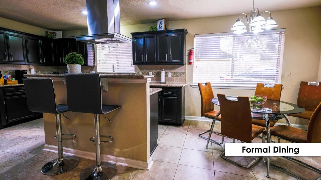 ヒューストン Pool House, 20 Minutes From Dt 4Bdr For 10 Guests - Winklemanヴィラ エクステリア 写真