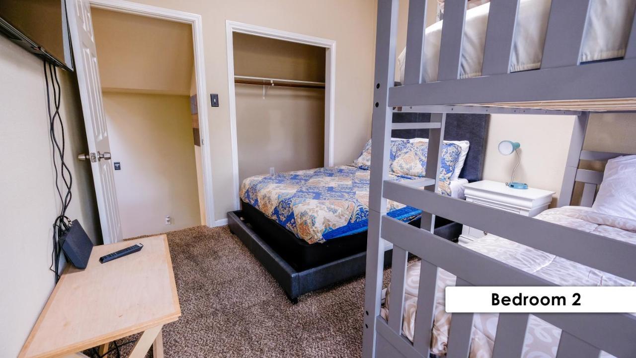 ヒューストン Pool House, 20 Minutes From Dt 4Bdr For 10 Guests - Winklemanヴィラ エクステリア 写真