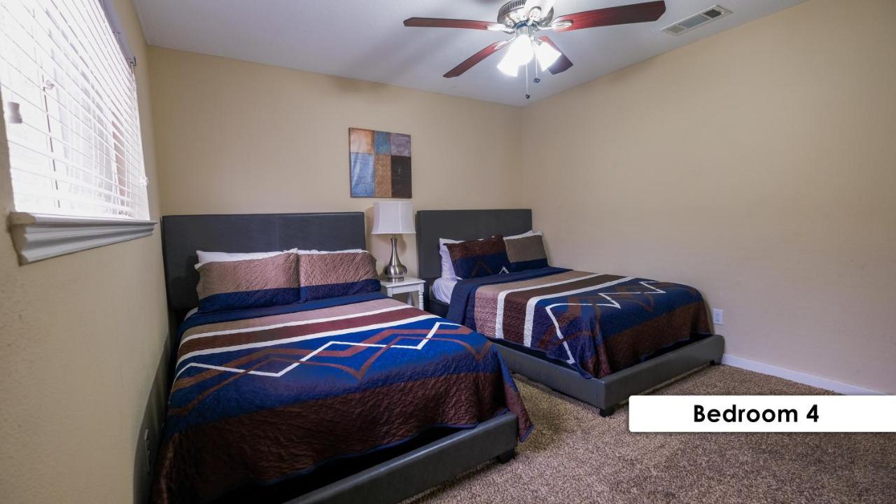 ヒューストン Pool House, 20 Minutes From Dt 4Bdr For 10 Guests - Winklemanヴィラ エクステリア 写真