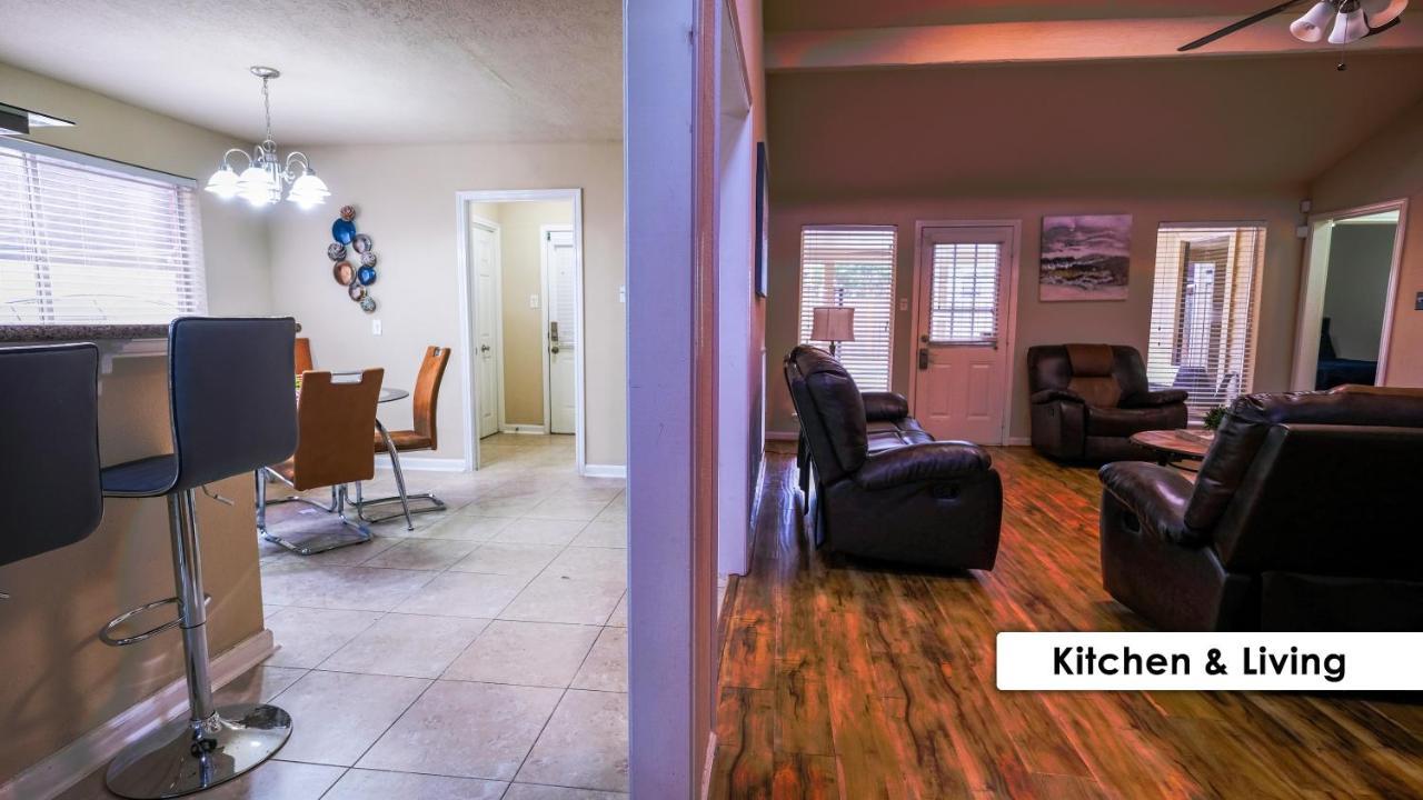 ヒューストン Pool House, 20 Minutes From Dt 4Bdr For 10 Guests - Winklemanヴィラ エクステリア 写真